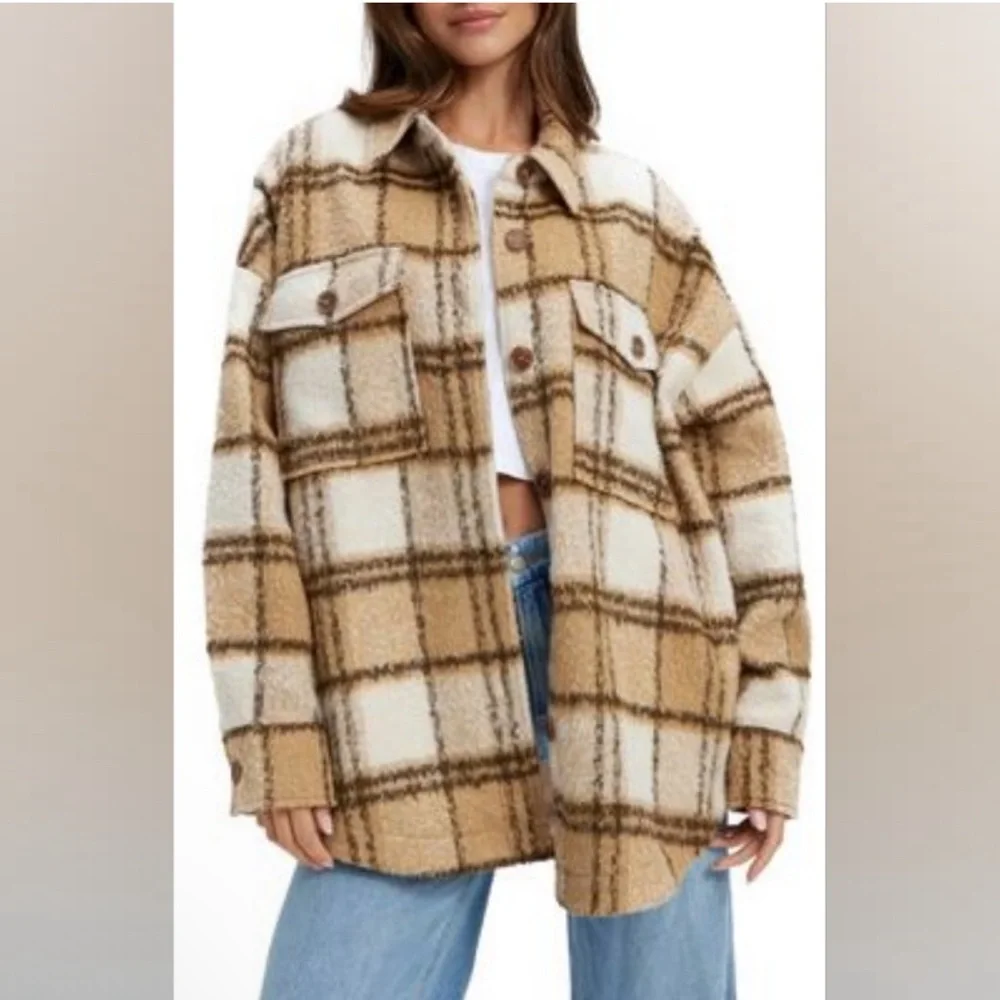 Good American beige/neutral plaid shacket NWT